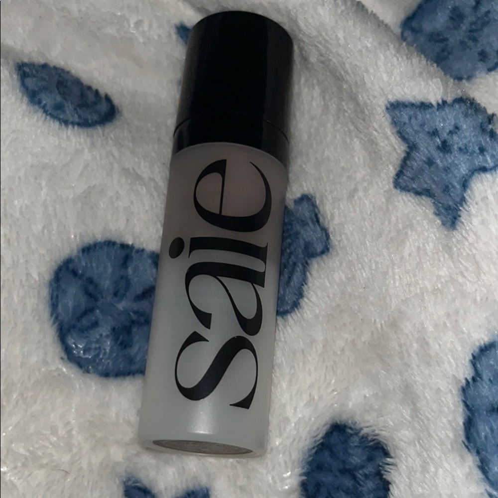 Saie Black Makeup Product